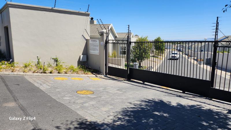 2 Bedroom Property for Sale in Protea Village Western Cape